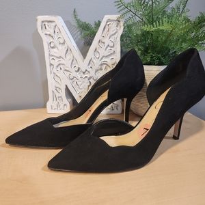 GUC: Jessica Simpson heels